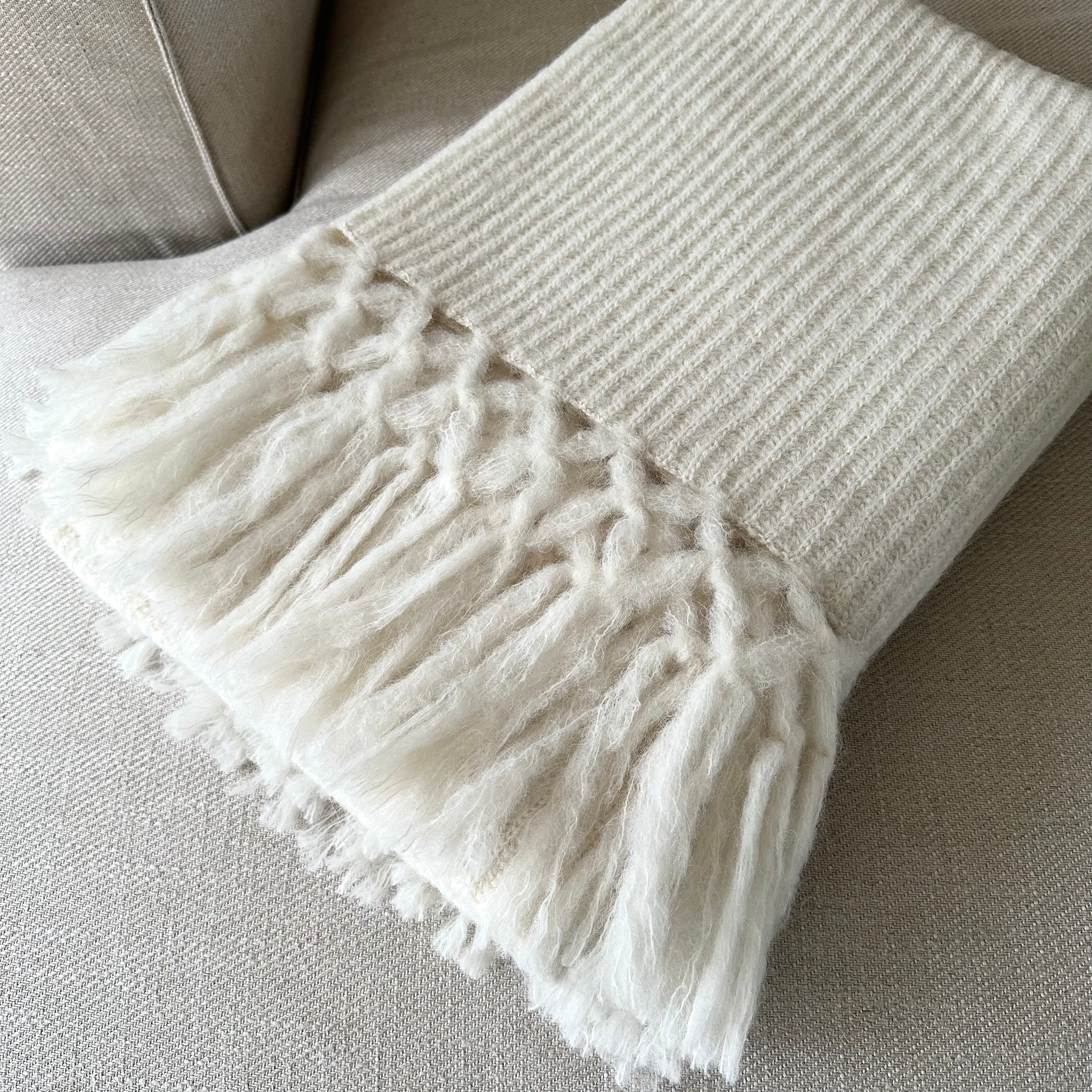 Deken baby alpaca gebroken wit