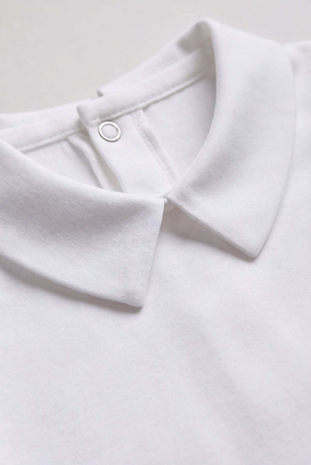 Baby bodysuit pointed collar short sleeve
