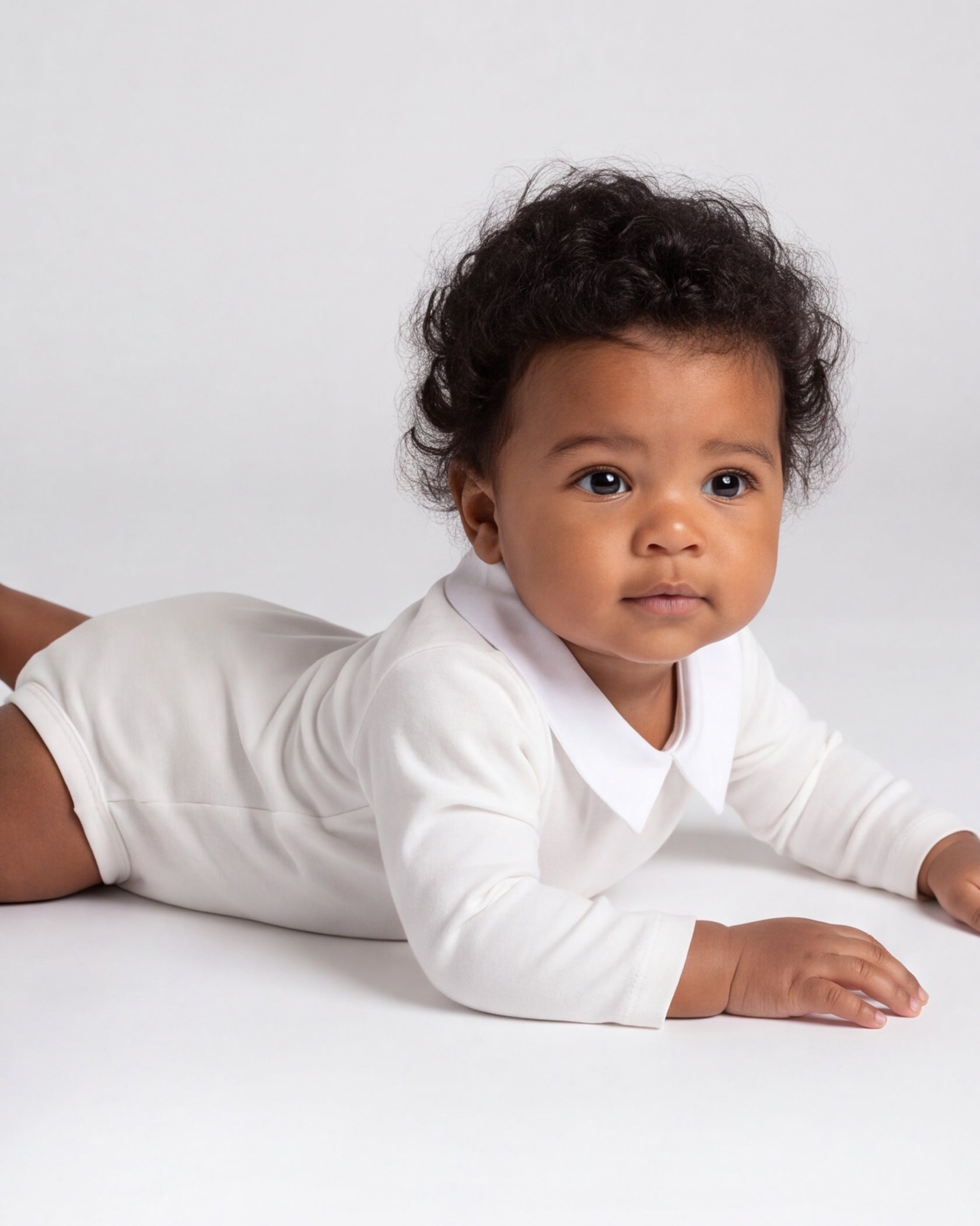 Babyromper met puntkraag