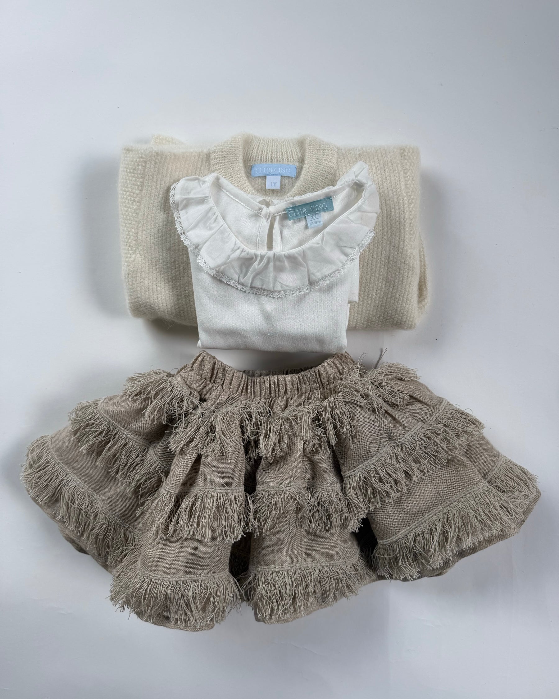 Gift set N°8 Fringes & alpaca: the gift box as packed by hand in our Amsterdam store